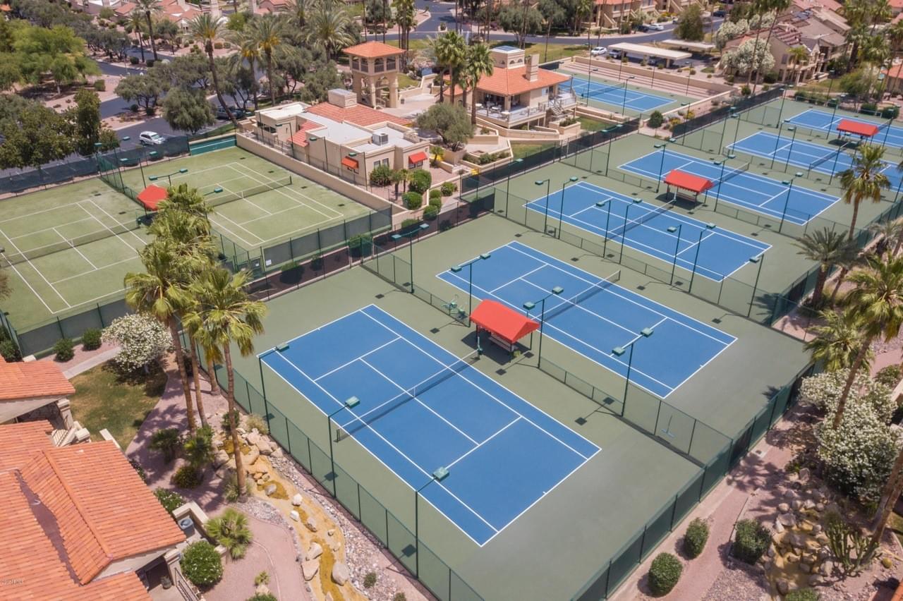 Racquet Club St Louis: Your Ultimate Tennis Destination